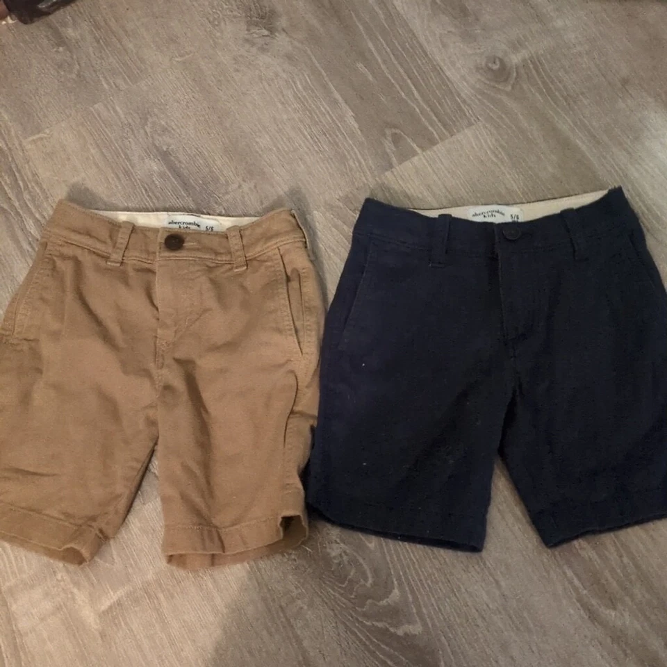 Abercrombie Kids, Old Navy, Carter 4 Piece Bundle Size 5/6 Foto 2 de 4