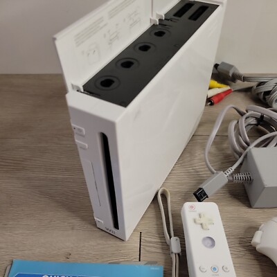 Nintendo Wii Console - RVL-001 Complete System Controller & Wii