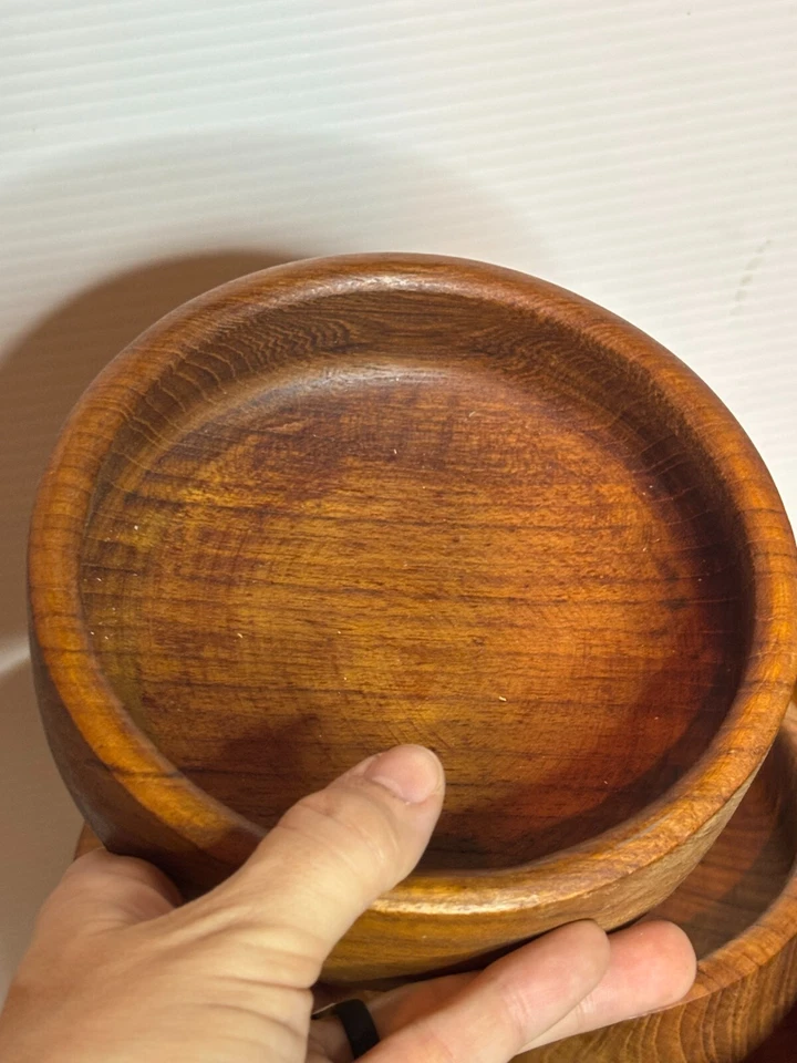 Vintage 1970s MCM Winsome Hand Turned Teak Wood Salad Serving Bowl 5-Piece Set - Image 4 of 4