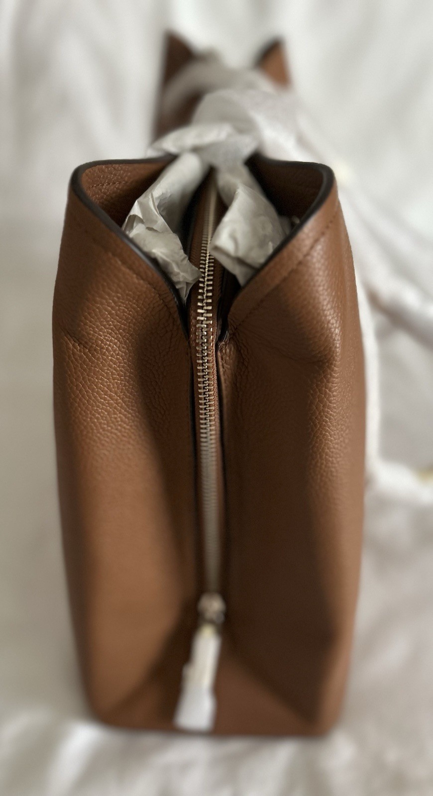 Kate Spade Jordyn Large Leather Gold Chain Tote Shoulder Bag thumbnail 5