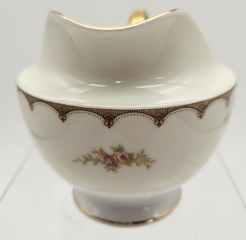 Vintage Royal Embassy Lincoln Creamer Japan Floral Pattern Bone China - Picture 3 of 9