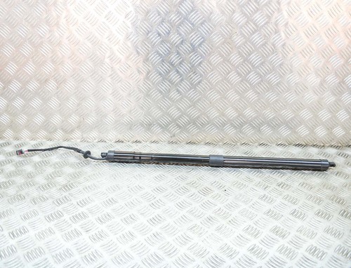 Soft-close tailgate actuator – CPLA70354CD