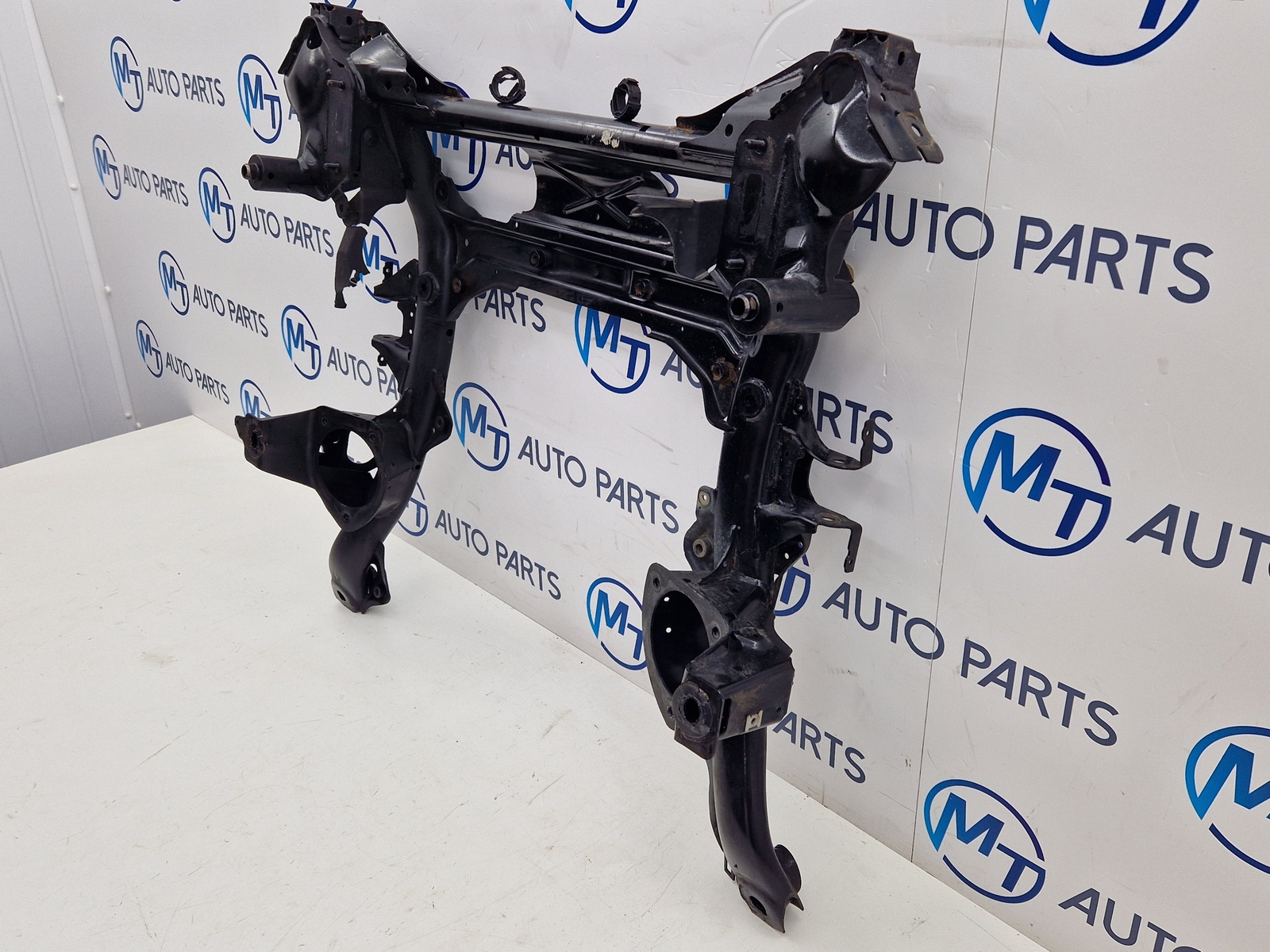 2017 BMW 4 Series F32 2.0 Diesel 6872123 Front Subframe 609 for 