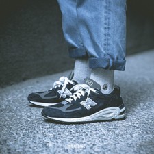 Size 13 - New Balance 990v2 Navy White 