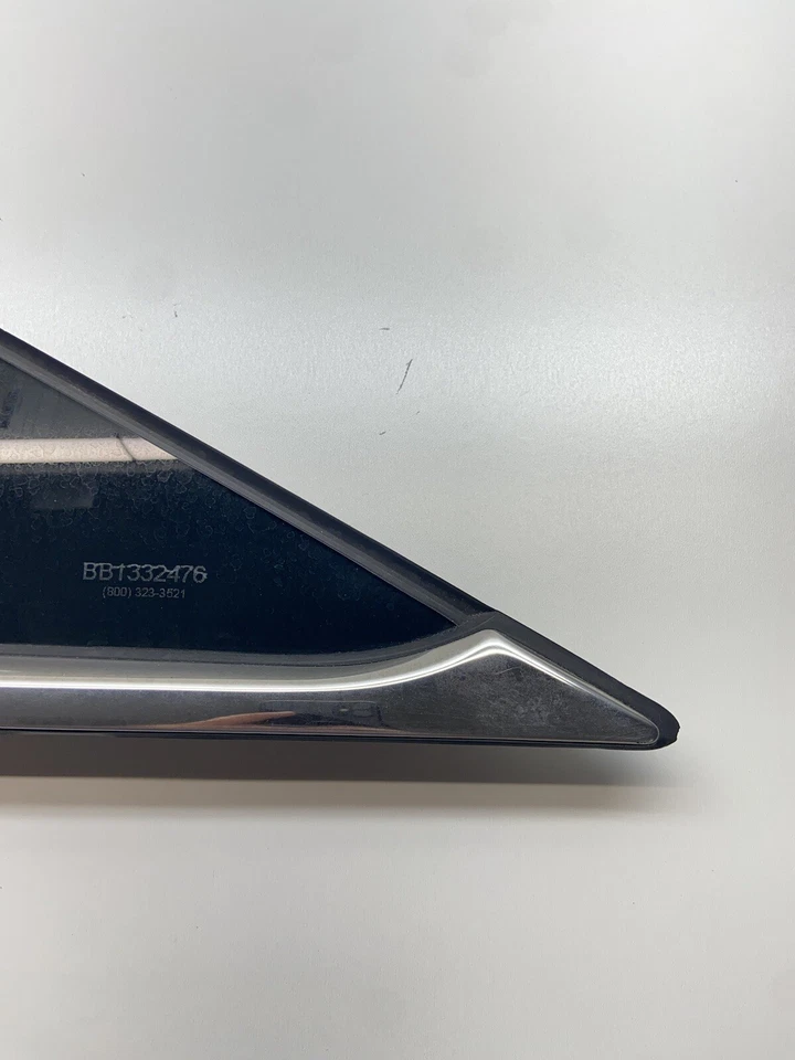 2011-2014 HYUNDAI SONATA REAR LEFT QUARTER WINDOW GLASS OEM - Image 4 of 4