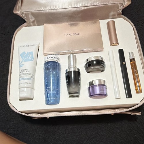 Lancôme 9pc Makeup Gift Set Eyeshadow, Lipstick, Bag, Cleanser, Remover