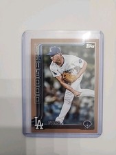 Topps 2025 Update Evan Phillips #US18 Gold Los Angeles Dodgers /2025