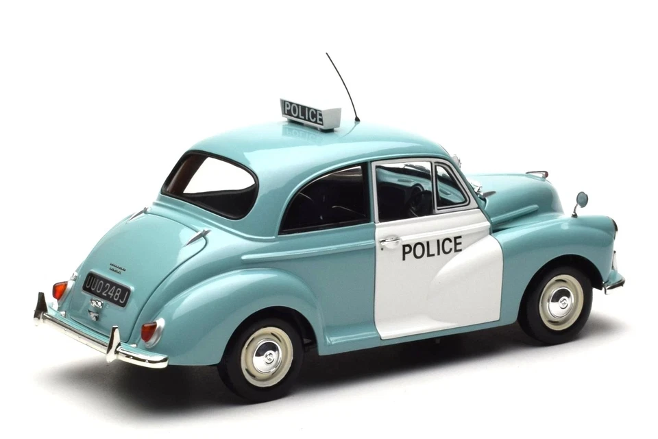 150137090 Morris Minor Police Blue & Whitte Minichamps 1/18 - Image 3 of 4