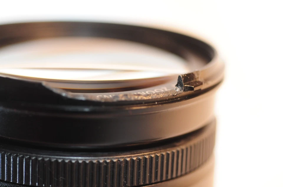 Canon EF-S 18-200mm 3.5-5.6 IS lens READ for EOS Rebel T8 T7 T6 T5 T3 80D 90D 7D - Image 2 of 4