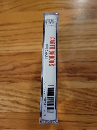 1992 Garth Brooks The Chase Factory Sealed Cassette Tape Liberty Records - NEW! - Picture 3 of 5