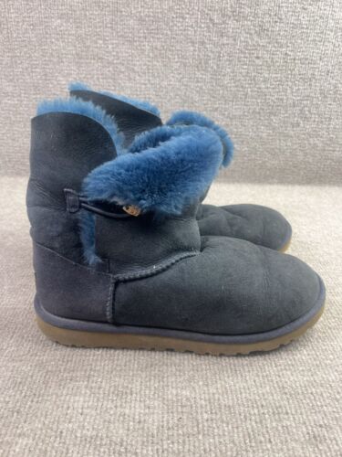 UGG Boots Womens 6 Blue Suede Bailey Button II Sheepskin Flat - Picture 1 of 15