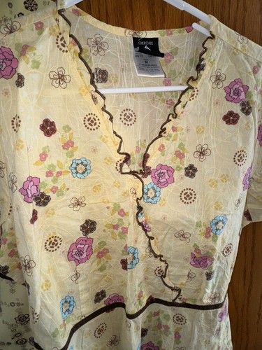 Cherokee Scrub Top Lot Of 2 Women’s Medium Style 2865 & 3917 - Picture 5 of 24