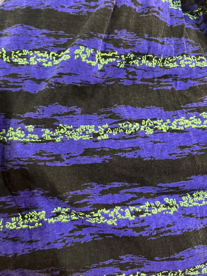 Tela tejida vintage púrpura negro verde 96 x 60 estampados premium 5058 Foto 3 de 4