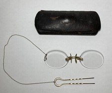 VTG Antique Wilsta E Pince-Nez Spectacles Eyeglasses with Chain Pin Gold 