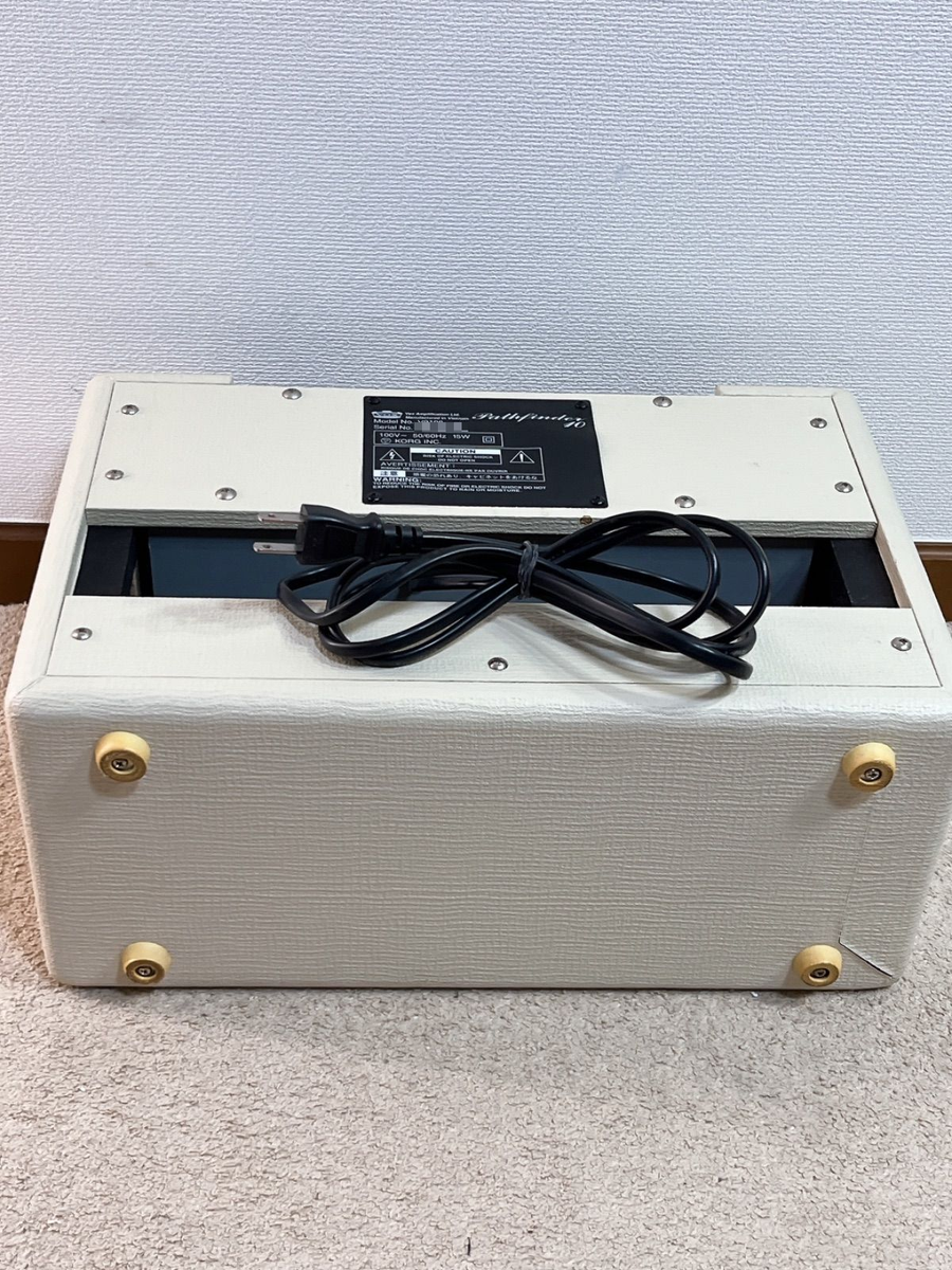 VOX V9106 Pathfinder 10 Guitar Amplifier White Union Jack