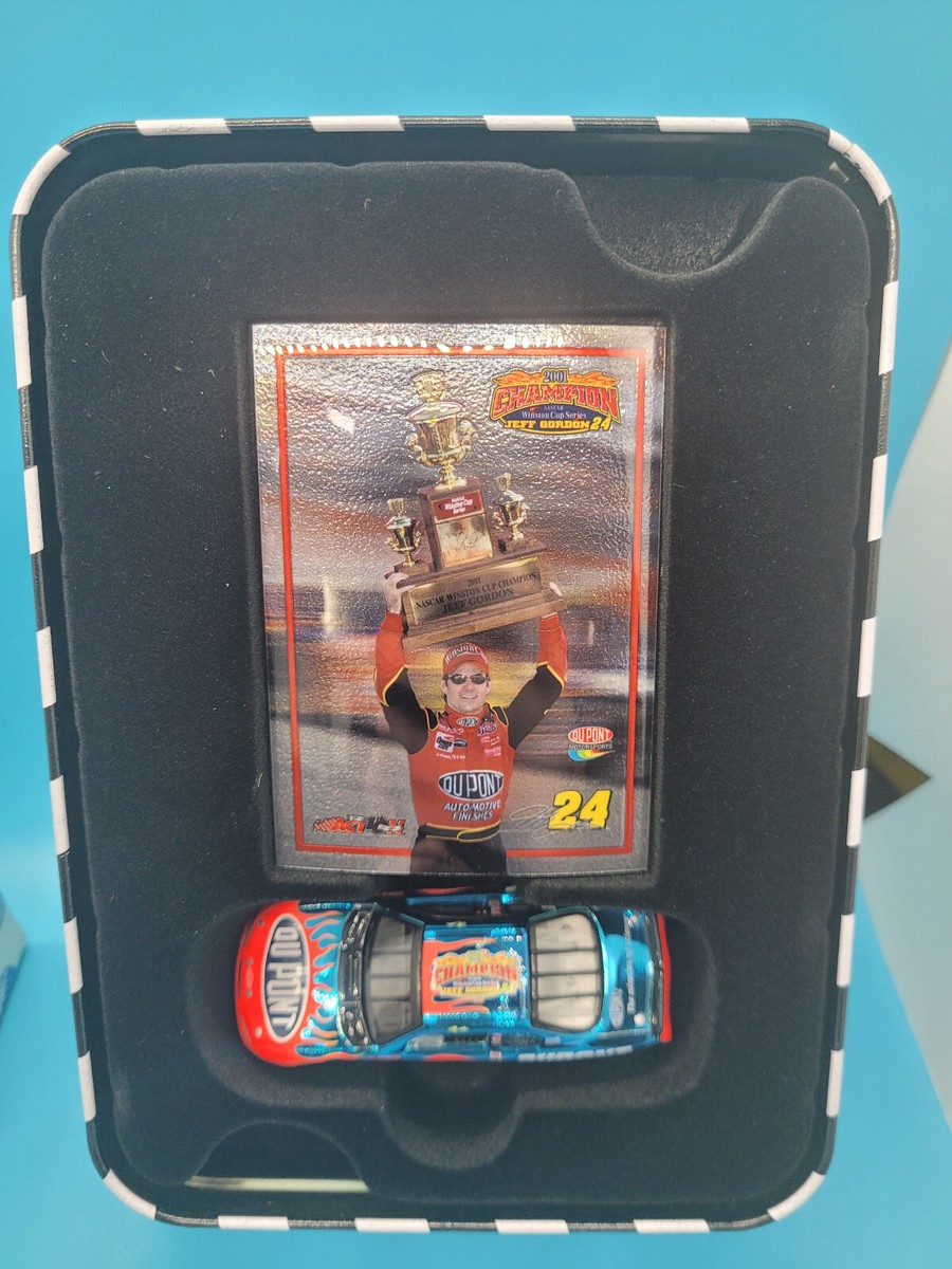 JRA-VAN 限定オリジナルグラス　2001 Classic Winners JRA-VAN 限定オリジナルグラス 2001 Classic Winners 【公式通販】