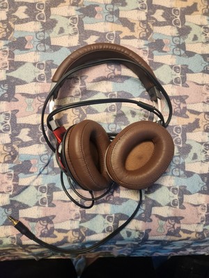 audio-technica ATH-MSR7 GM Over-Ear High-Resolution Audio Headphones