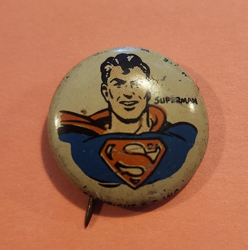 VINTAGE SUPERMAN PINBACK BUTTON C. 1940's Rare (1)