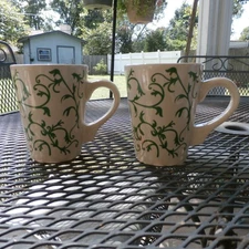 California Pantry Green Vine Coffee Mugs Set of 2