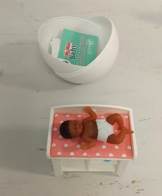 Zuru 5  Surprise My mini Baby Serie 1 / 1x rosa Wickelkommode