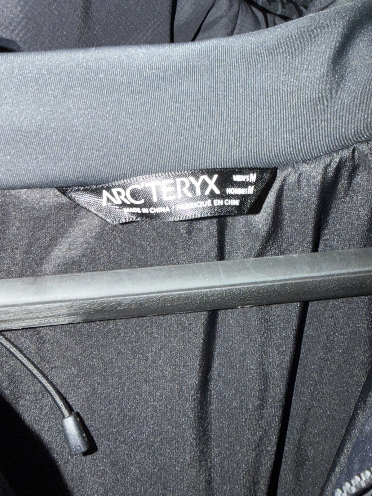 Arc’teryx Men's Fission SV Gore-Tex Pro Hooded Insulated Jacket Black - Medium image 4