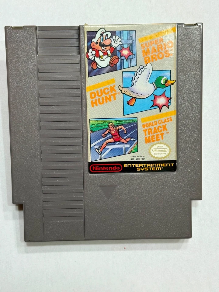 Super Mario Bros. / Duck Hunt / Track Meet (NES, 1990) Authentic Tested Working - Image 2 of 4