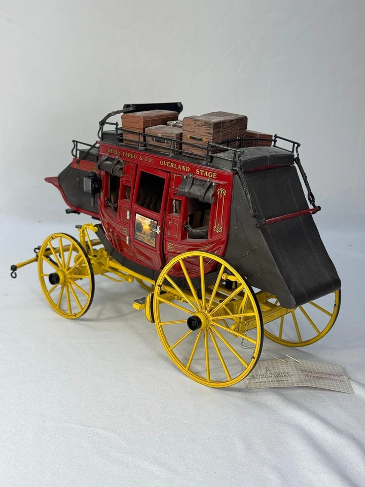 Franklin Mint Wells Fargo Stagecoach-Diecast Metal 1:16 - Image 4 of 4