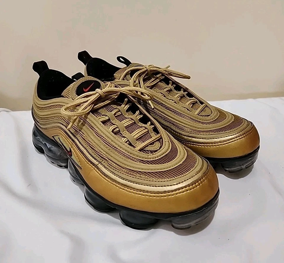 Nike Air Men’s Vapormax 97 Metallic Gold Sneakers AJ7291-700 - Size 9 - Image 4 of 4