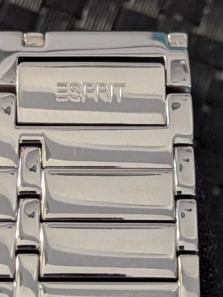 ESPRIT Damenuhr - Chronograph mit Strasssteinen - Metallarmband in silber - Bild 2 von 4