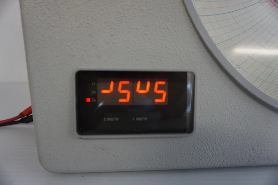 BLUE ELECTRIC CO BM 7000 SERIES CHART RECORDER MODEL BM710000000001 (FQP142) - Image 2 of 4