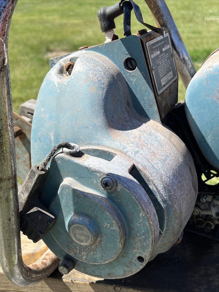 VINTAGE SEARS & ROEBUCK GEAR DRIVE CHAINSAW MODEL