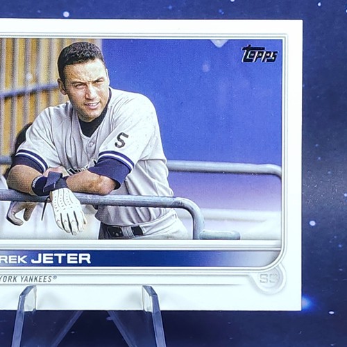Derek Jeter SP Variación de Imagen 2022 Actualización Topps NY Yankees Béisbol - Imagen 5 de 11