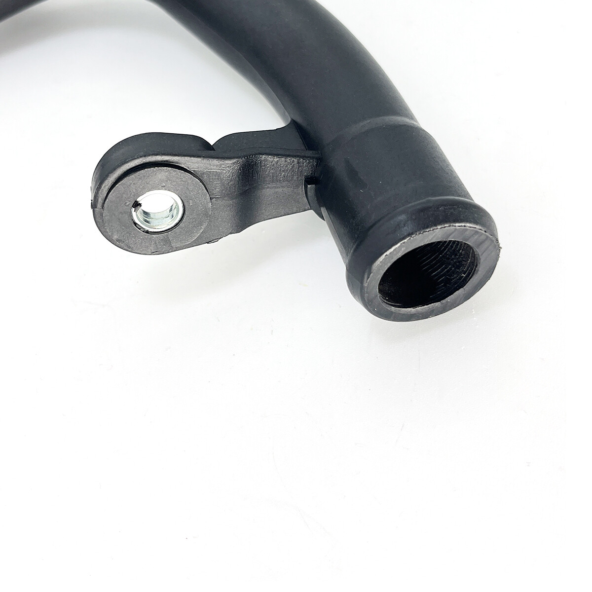 Engine Coolant Pipe 06J121065F FOR AUDI A3 Q3 TT QUATTRO 