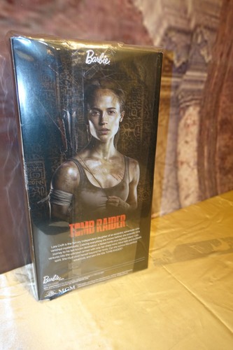 LAST UNIT!!! BARBIE TOMB RAIDER, LARA CROFT, NRFB, VERY RARE - Imagen 3 de 12