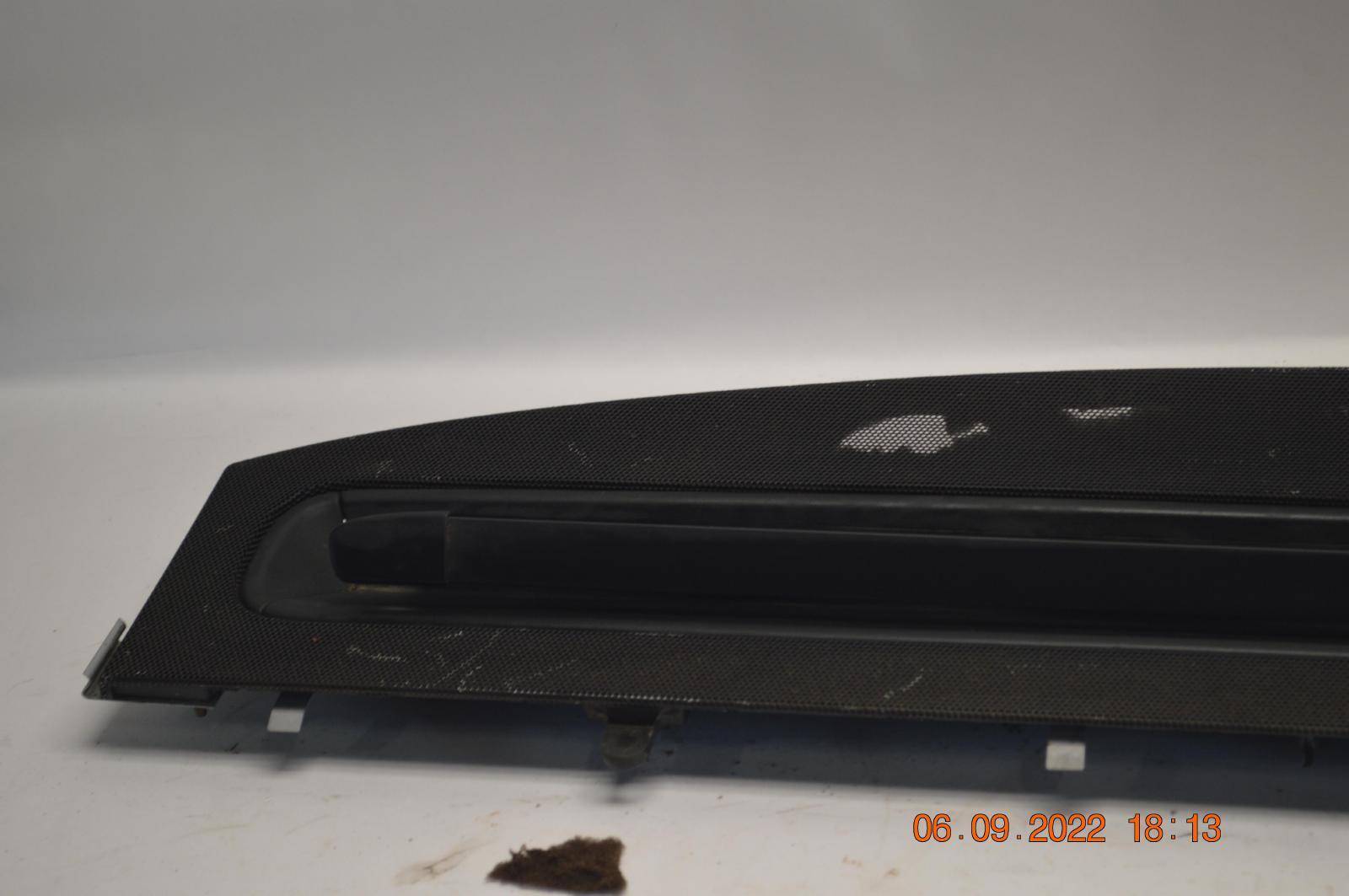 2006-2012 BENTLEY CONTINENTAL FLYING SPUR REAR WINDOW RETRACTABLE SUNSHADE OEM