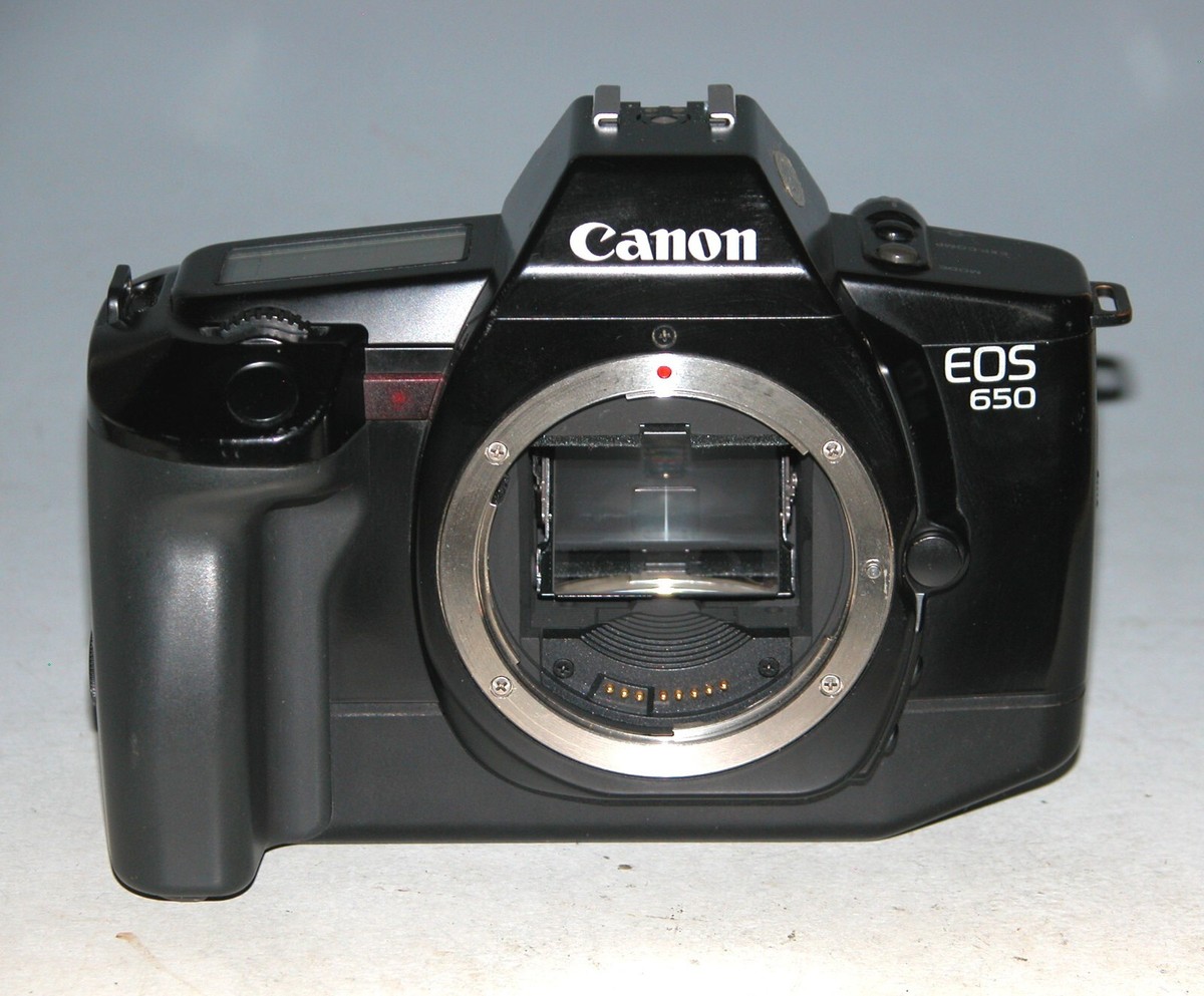 Reconditioned] Canon EOS 650 35mm SLR Film Camera (Body Only
