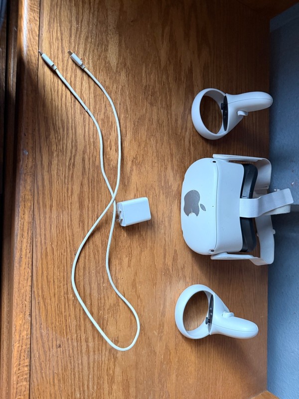 Meta Oculus Quest 2 256GB - Max Storage (Original Meta Cable Included)