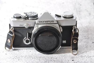 Olympus OM-2 | chrome | nur Body | Gut erhalten