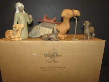 Demdaco WILLOW TREE Susan Lordi  SHEPHERD AND STABLE ANIMALS #26105 CAMEL SHEEP
