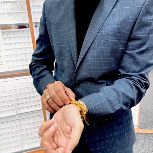 Brazalete bizantino cuadrado pesado sólido de oro amarillo de 10 quilates de más de 10 mm de longitud: 8" para hombre - Imagen 5 de 6