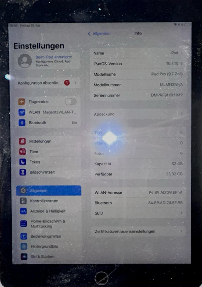 Apple iPad Pro 1. Gen 32GB, Wi-Fi, 9,7 Zoll - Space Grau - Bild 4 von 4