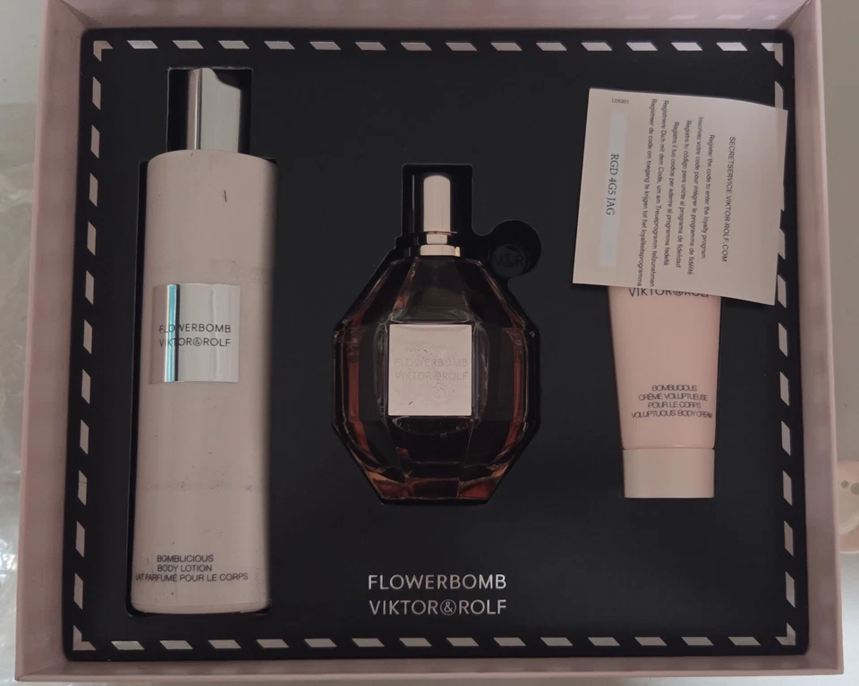 Juego de regalo Viktor & Rolf Flowerbomb 3 piezas EDP30 ml + loción corporal + crema corporal nuevo en caja Foto 2 de 3