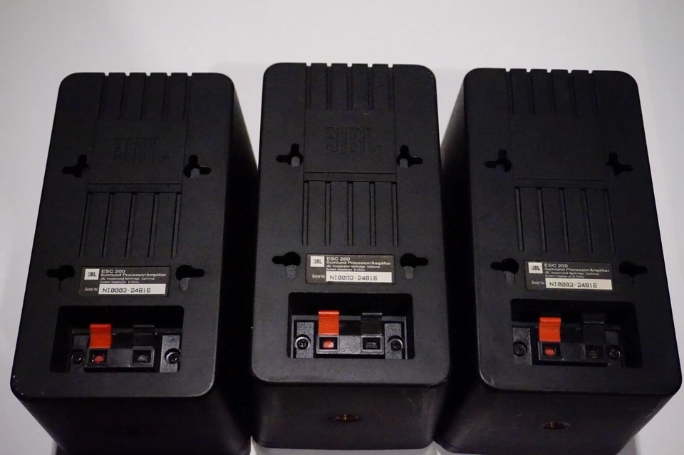 Juego de 3 altavoces amplificador procesador envolvente JBL ESC200 ESC 200 Foto 3 de 4
