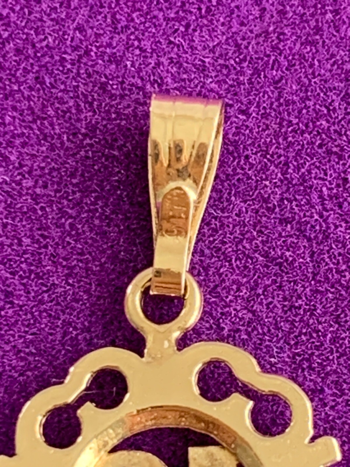 New Small 9ct Gold Pendant / Charm " 18 " , Not Scrap SALE! eBay