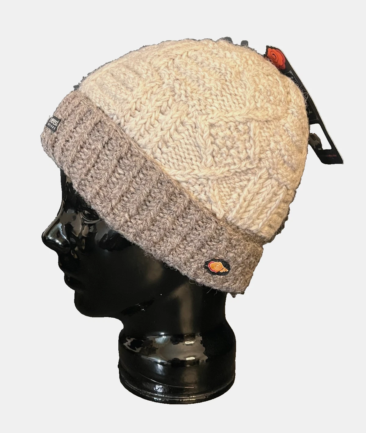NWT EVEREST Wool Beanie Hat Ivory Gray Cable Knit Fleece Lined Nepal Handmade