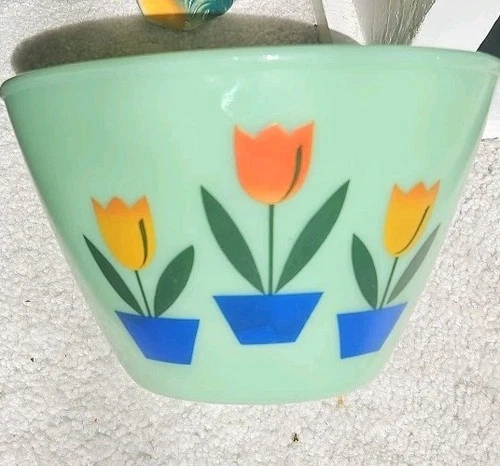 Vintage 1950s Fire King Jadeite Tulip Splash Proof Bowl 7.5" By 5” Green USA