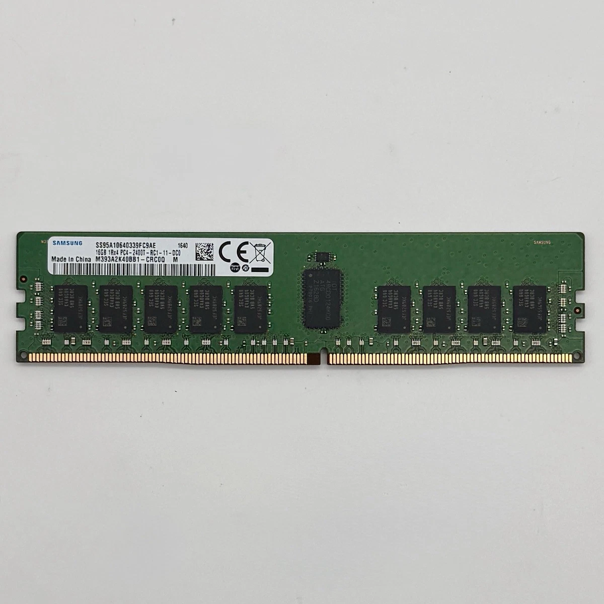 PC4-19200 (DDR4-2400) Bus Speed Computer RAM 16 GB Total Capacity