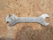 Vintage Texaco Gasoline & Motor Oil 5 1/2" Wrench