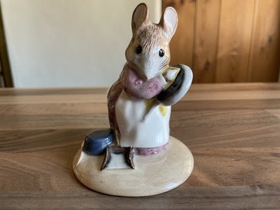 Beswick Beatrix Potter Hunca Munca mit Pfanne - 10943