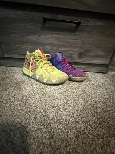 Pre-owned Nike Kyrie 4 Confetti Men’s size 7